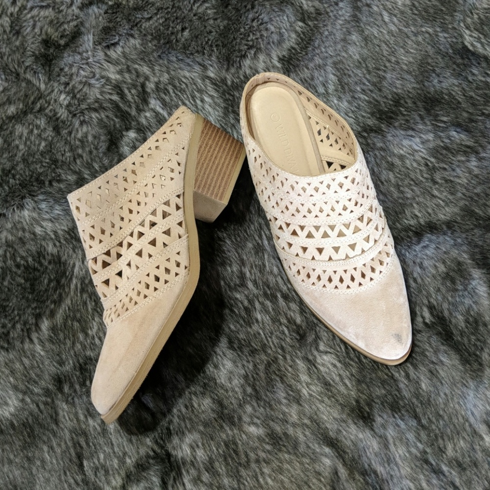 Perforated mule